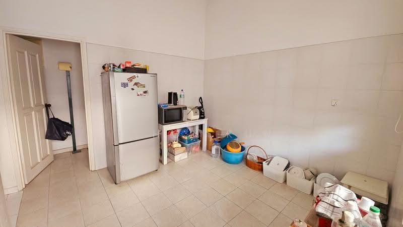 Semi-Detached House for Sale in Taman Amira (Iskandar Puteri (Nusajaya)) - U Hon Kun - Kitchen - PropertyGuru.com.my