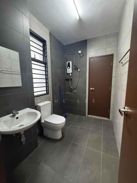 Rumah Teres 2-Tingkat untuk Disewa di Taman Putra Prima (Puchong) - Paul Lee - Bathroom - PropertyGuru.com.my
