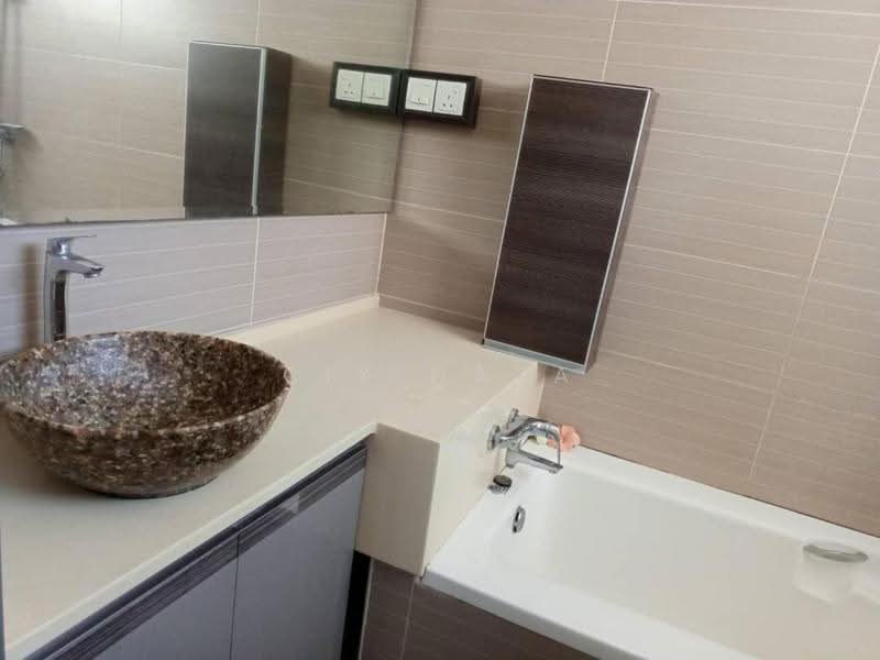 Kondominium untuk Dijual di Platinum Lake PV 10 - Cik Naza - Bathroom - PropertyGuru.com.my
