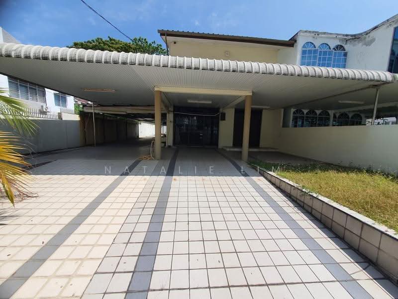 Semi-Detached House for Rent in Island Glades (Jelutong) - Natalie Lim - Exterior - PropertyGuru.com.my