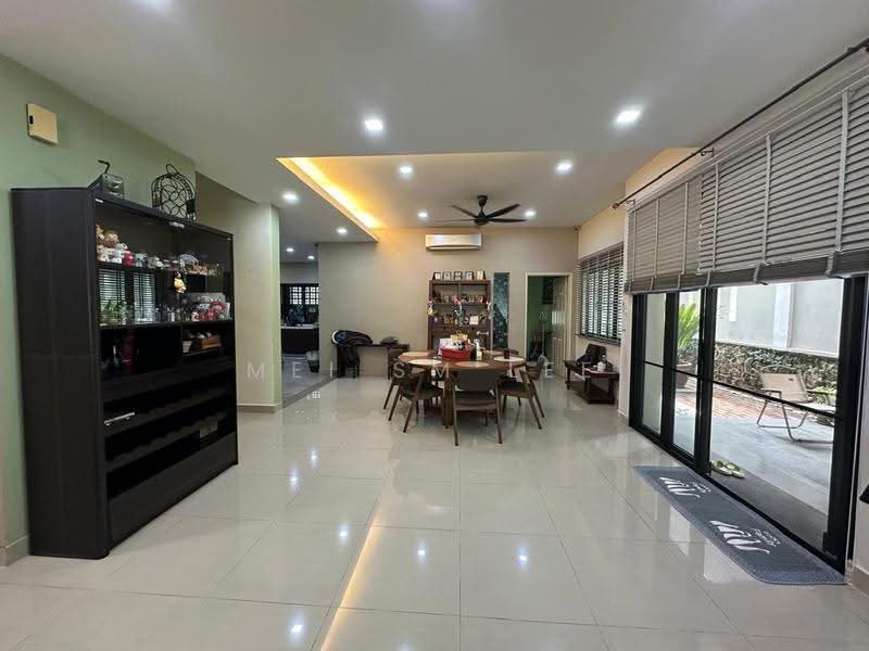 Rumah Berkembar untuk Dijual di Taman Bukit Prima (Cheras) - Mei SM Lee - The Peak, Taman Bukit Prima Living Room - PropertyGuru.com.my