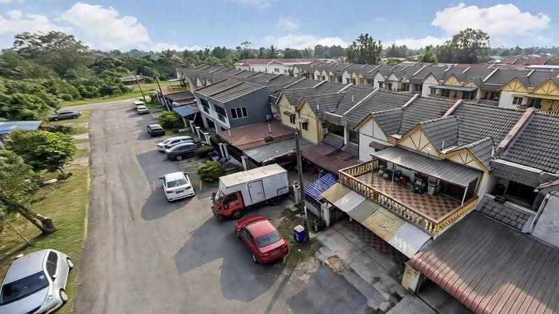Rumah Teres 2-Tingkat untuk Dijual di Seksyen 24 (Shah Alam) - Hairi Halim - Exterior - PropertyGuru.com.my