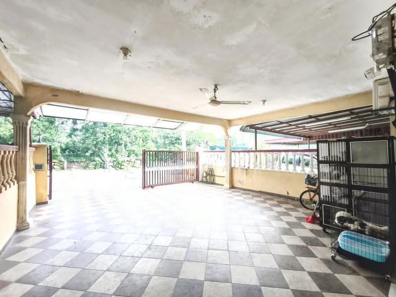 Rumah Teres 2-Tingkat untuk Dijual di Seksyen 24 (Shah Alam) - Hairi Halim - Exterior - PropertyGuru.com.my