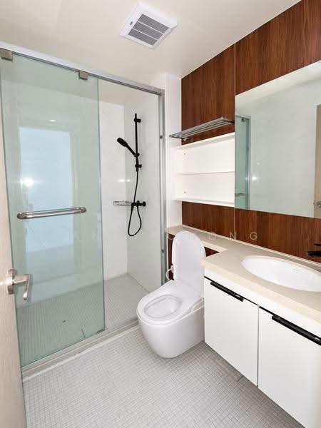 Service Residence for Sale at Bay Suites - Randy Chong - Bathroom - PropertyGuru.com.my