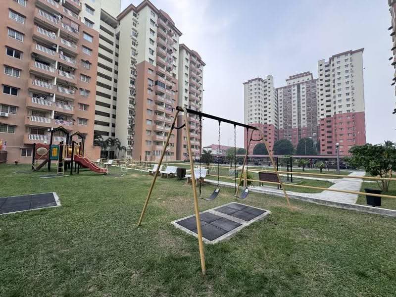 Pangsapuri untuk Dijual di Sri Lavender Apartment - Mohd Faizal - Exterior - PropertyGuru.com.my