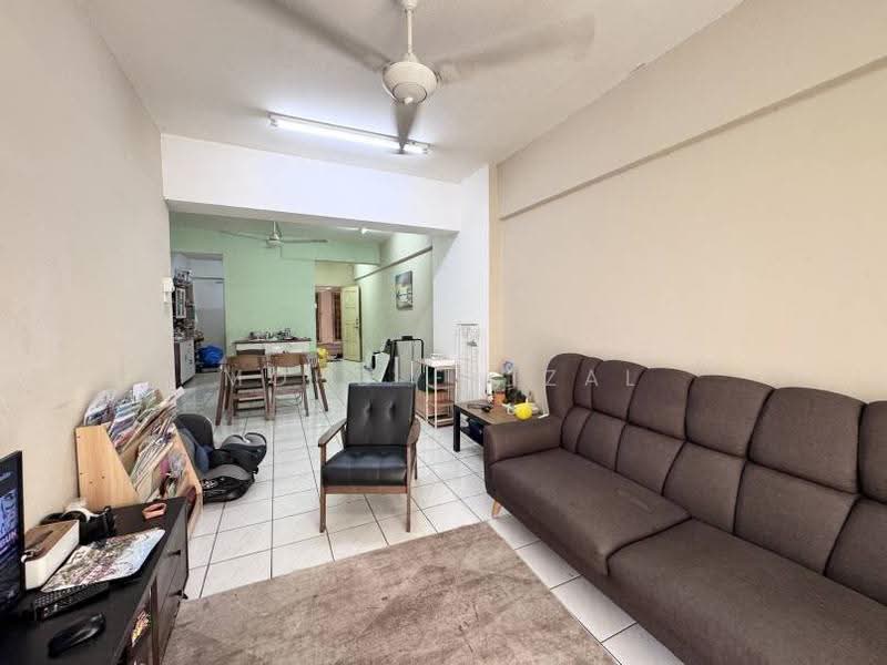 Pangsapuri untuk Dijual di Sri Lavender Apartment - Mohd Faizal - Living Room - PropertyGuru.com.my