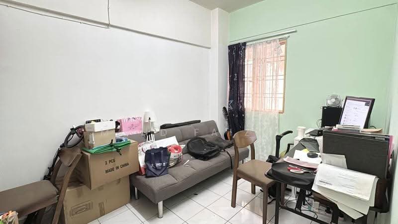 Pangsapuri untuk Dijual di Sri Lavender Apartment - Mohd Faizal - Living Room - PropertyGuru.com.my