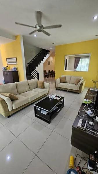 Rumah Kluster untuk Dijual di Ipoh (Perak) - Derrick Chung - Living Room - PropertyGuru.com.my