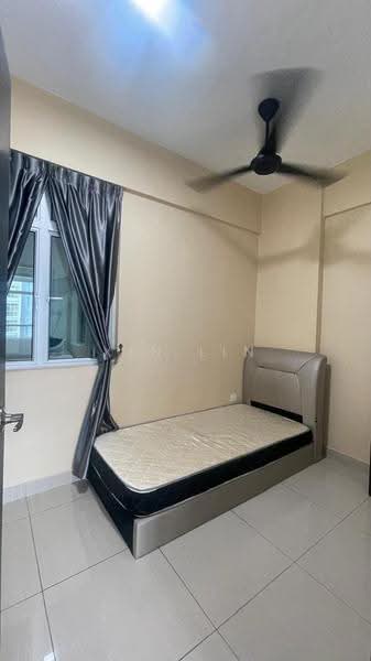 Pangsapuri untuk Dijual di Midori Green (Pangsapuri Hijauan) - Xin Lin - Bedroom - PropertyGuru.com.my