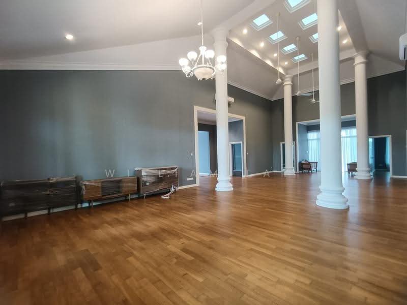 Bungalow House for Sale in Leisure Farm (Gelang Patah) - William Tay - Living Room - PropertyGuru.com.my