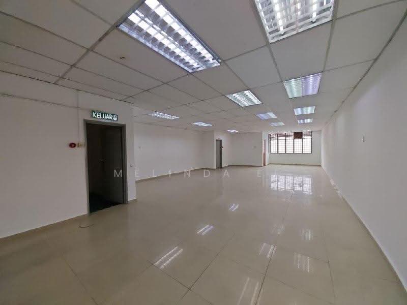 Shop / Office for Rent in Taman Molek (Johor Bahru) - Melinda Ee - Interior - PropertyGuru.com.my