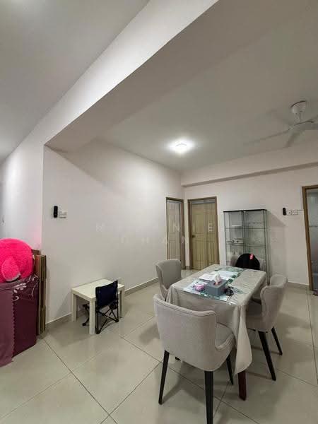 Kondominium untuk Disewa di Pelangi Astana - Melanie Chan - Dining Room - PropertyGuru.com.my