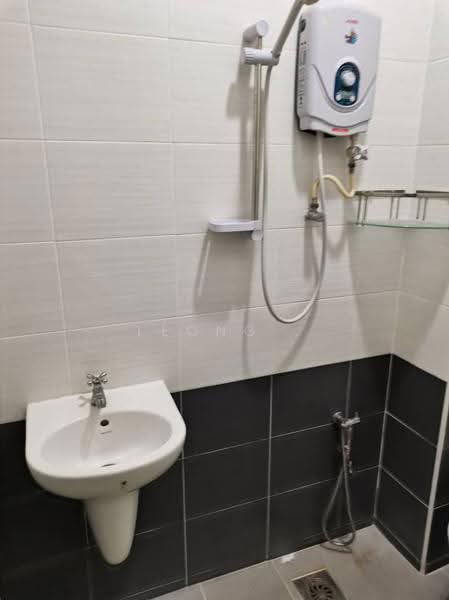 Apartment for Rent at Taman Jubilee Phase 3 - Leong . - Bathroom - PropertyGuru.com.my