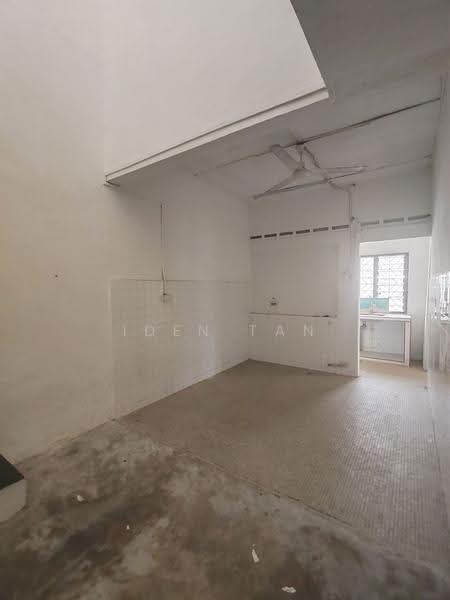 Rumah Teres 1-Tingkat untuk Dijual di Taman Johor Jaya (Johor Bahru) - Iden Tan - Kitchen - PropertyGuru.com.my