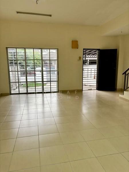 Rumah Teres untuk Dijual di Bandar Putera 2 (Klang) - Norhafiz Bin Mohd Nor - Living Room - PropertyGuru.com.my