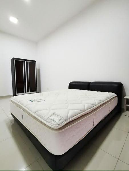 Rumah Teres 2-Tingkat untuk Dijual di Taman Mount Austin (Tebrau) - Chloe Lai - Bedroom - PropertyGuru.com.my