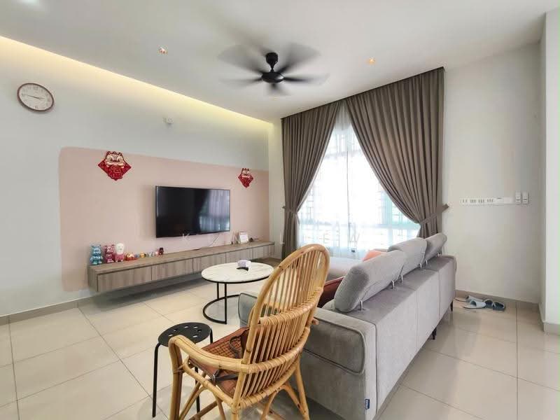 2-storey Terraced House for Sale in Taman Impian Emas (Skudai) - Ken Liew - Living Room - PropertyGuru.com.my