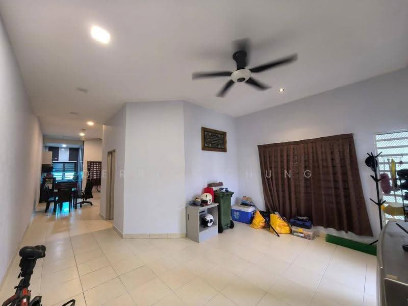 1-storey Terraced House for Sale in Panorama Lapangan Perdana (Ipoh) - Derrick Chung - Living Room - PropertyGuru.com.my