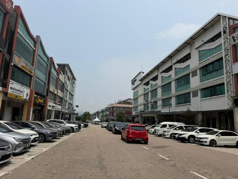 Shop for Rent in Taman Molek (Johor Bahru) - Chew Jia Jia - PropertyGuru.com.my