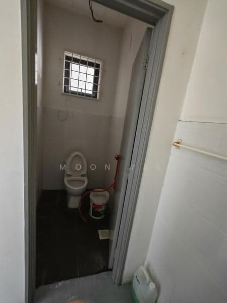 Shop for Rent in Balakong (Selangor) - Moon Yee - Bathroom - PropertyGuru.com.my