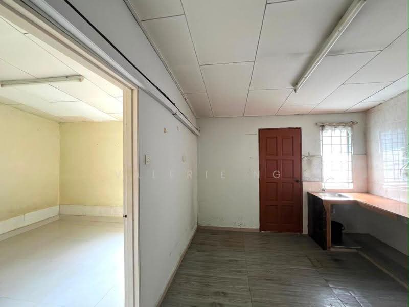 Rumah Teres 1-Tingkat untuk Dijual di Taman Desa Jaya (Kepong) - Valerie Ng - Kitchen - PropertyGuru.com.my