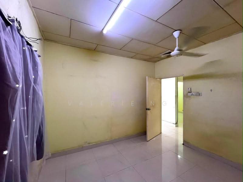 Rumah Teres 1-Tingkat untuk Dijual di Taman Desa Jaya (Kepong) - Valerie Ng - Interior - PropertyGuru.com.my