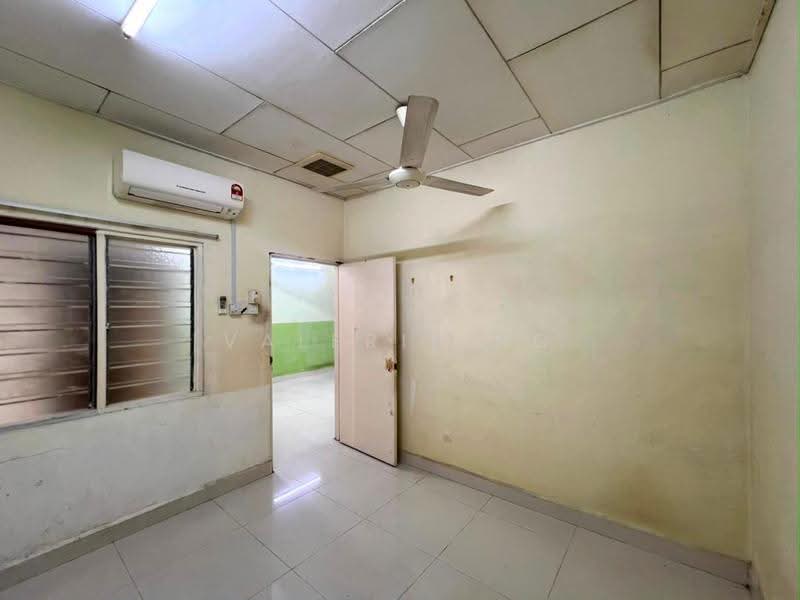 Rumah Teres 1-Tingkat untuk Dijual di Taman Desa Jaya (Kepong) - Valerie Ng - Interior - PropertyGuru.com.my