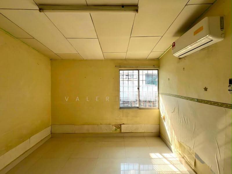 Rumah Teres 1-Tingkat untuk Dijual di Taman Desa Jaya (Kepong) - Valerie Ng - Interior - PropertyGuru.com.my