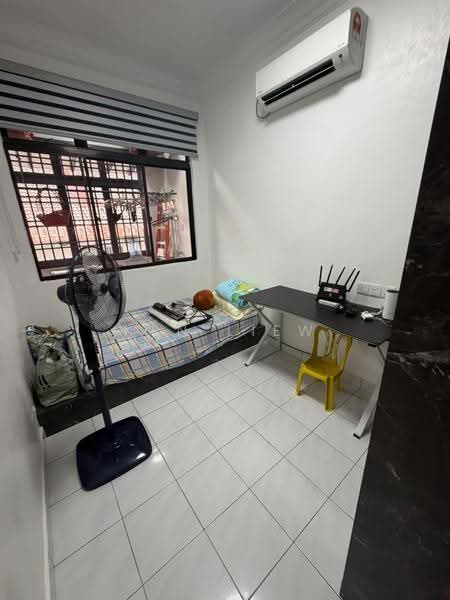 Rumah Teres 2-Tingkat untuk Dijual di Taman Perling (Perling) - Ken Liew - Bedroom - PropertyGuru.com.my