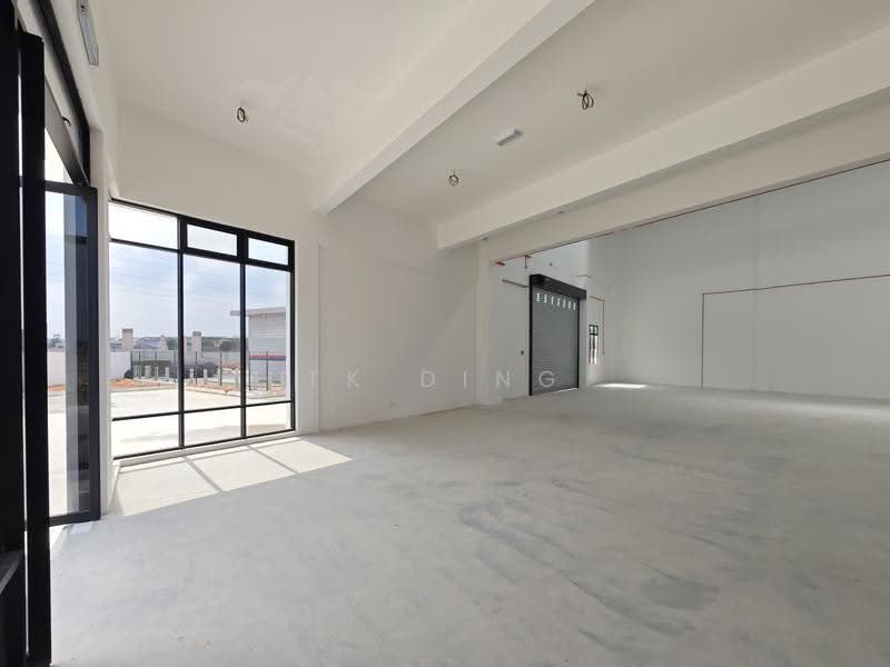 Cluster Factory for Sale in Akasia Business Park (Ulu Tiram) - TK Ding - Interior - PropertyGuru.com.my