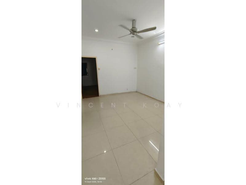 Rumah Teres 1-Tingkat untuk Dijual di Ayer Itam (Penang) - Vincent Koay - Living Room - PropertyGuru.com.my