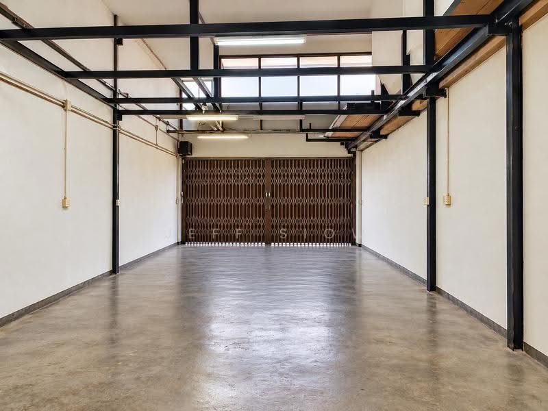 Shop / Office for Sale in Taman Bukit Anggerik (Cheras) - Jeff Siow - Interior - PropertyGuru.com.my