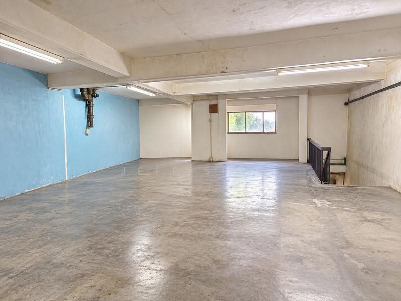 Shop / Office for Sale in Taman Bukit Anggerik (Cheras) - Jeff Siow - Interior - PropertyGuru.com.my