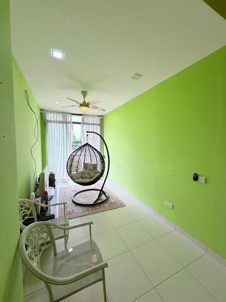 Rumah Kluster untuk Dijual di Setia Tropika (Johor Bahru) - Andrew Teo - Living Room - PropertyGuru.com.my
