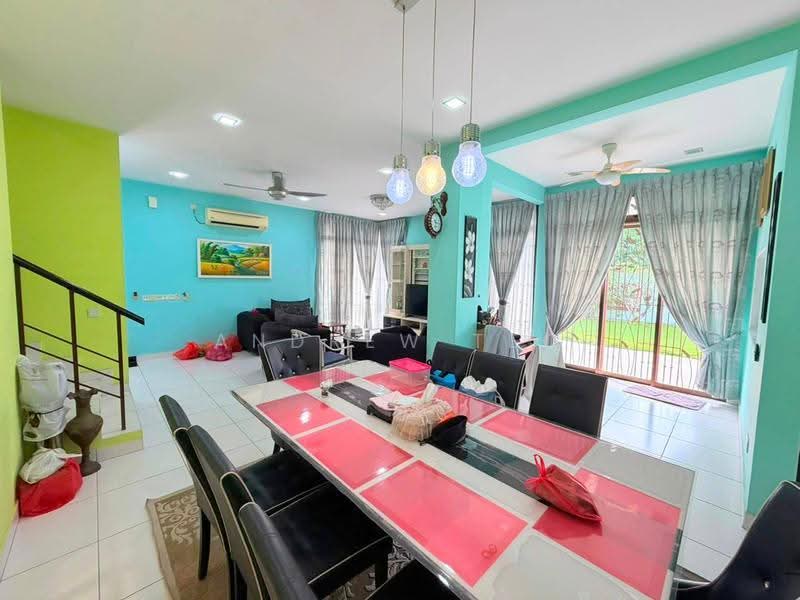 Rumah Kluster untuk Dijual di Setia Tropika (Johor Bahru) - Andrew Teo - Living Room - PropertyGuru.com.my