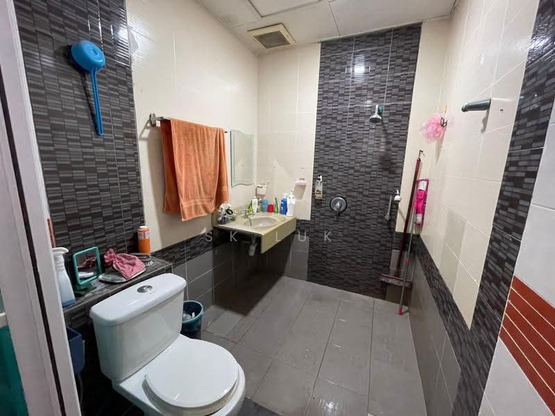 Rumah Banglo untuk Dijual di Rawang (Selangor) - SK Luk - Bathroom - PropertyGuru.com.my
