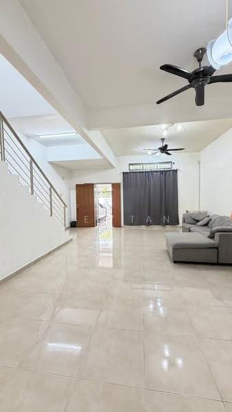 Rumah Teres 2-Tingkat untuk Dijual di Taman Nusa Sentral (Iskandar Puteri (Nusajaya)) - Iden Tan - Living Room - PropertyGuru.com.my