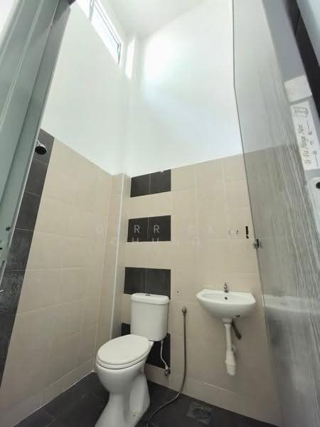 1-storey Terraced House for Sale in Ipoh (Perak) - Derrick Chung - Bathroom - PropertyGuru.com.my