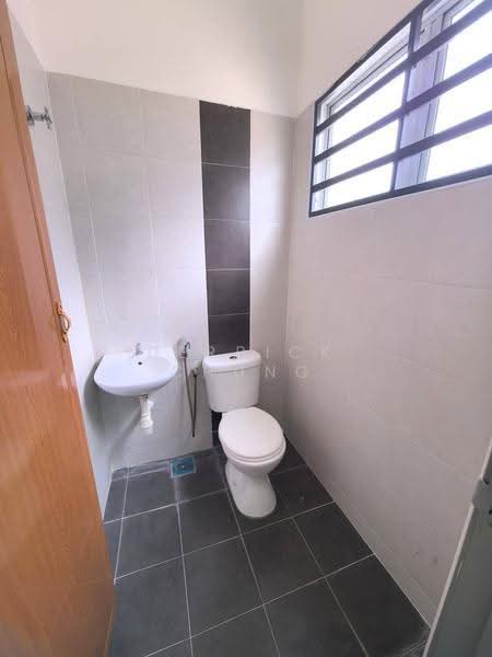 1-storey Terraced House for Sale in Ipoh (Perak) - Derrick Chung - Bathroom - PropertyGuru.com.my