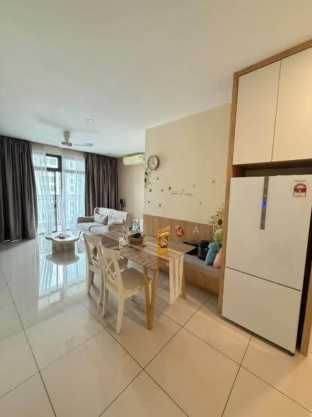 Service Residence for Sale at 8Scape Residence @ Sutera - June Tan - Living Room - PropertyGuru.com.my
