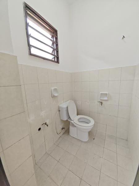2-storey Terraced House for Sale in TAMAN PUCHONG UTAMA (Puchong) - Evan Goh - Bathroom - PropertyGuru.com.my