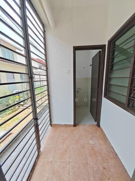 2-storey Terraced House for Sale in TAMAN PUCHONG UTAMA (Puchong) - Evan Goh - Bathroom - PropertyGuru.com.my