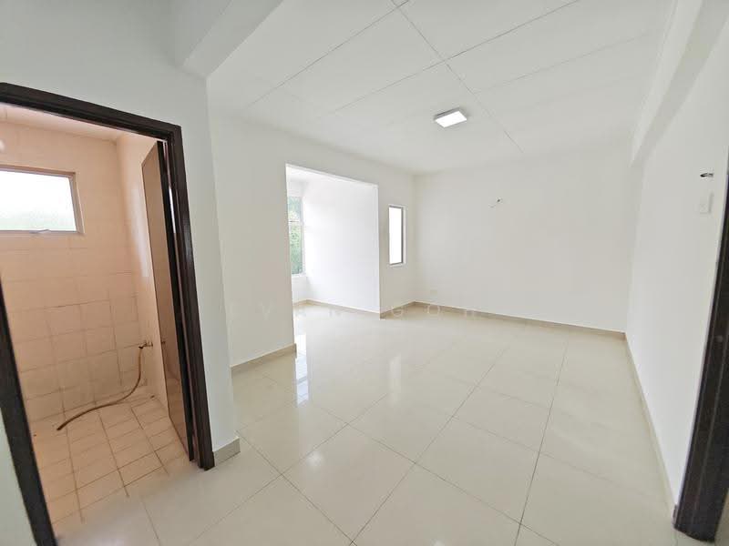 2-storey Terraced House for Sale in TAMAN PUCHONG UTAMA (Puchong) - Evan Goh - Bathroom - PropertyGuru.com.my