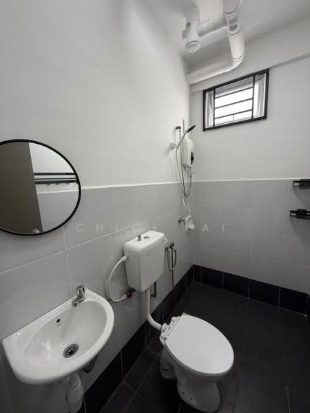 Pangsapuri untuk Disewa di Pangsapuri Pulai Mutiara - Chloe Lai - Bathroom - PropertyGuru.com.my
