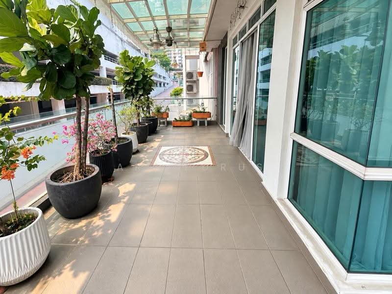 Vila Berkembar untuk Dijual di Bukit Kerinchi (Pantai) - Art Edrus - Balcony - PropertyGuru.com.my
