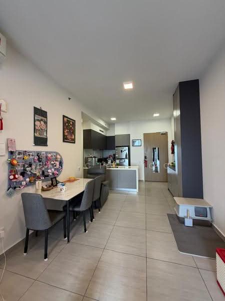 Service Residence for Sale at The Arcuz - Alicia Soo - Dining Room - PropertyGuru.com.my