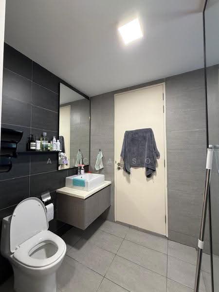 Service Residence for Sale at The Arcuz - Alicia Soo - Bathroom - PropertyGuru.com.my