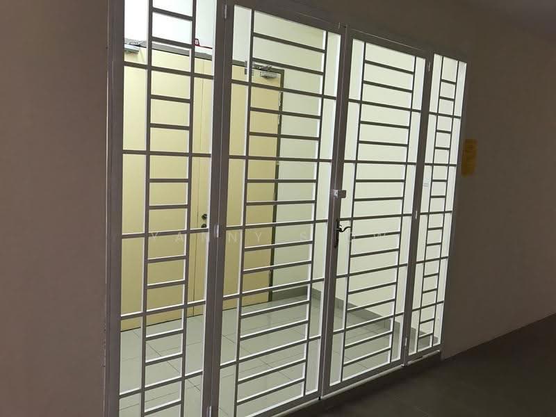 Kediaman Servis untuk Dijual di Platinum Lake PV 21 - Yanny Siow - Entrance - PropertyGuru.com.my