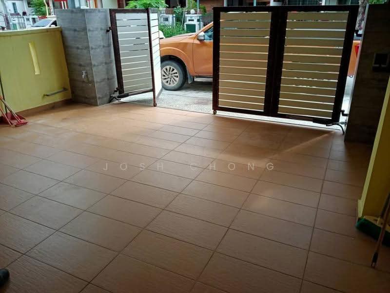 2-storey Terraced House for Sale in TAMAN PUCHONG UTAMA (Puchong) - Josh Chong - Exterior - PropertyGuru.com.my