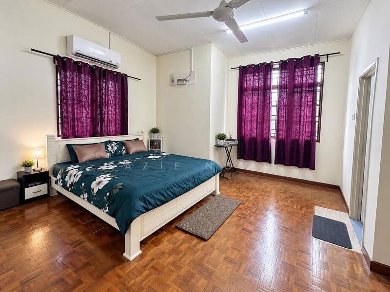 2-storey Terraced House for Sale in Kota Emerald (Rawang) - Fazie Noor - Bedroom - PropertyGuru.com.my